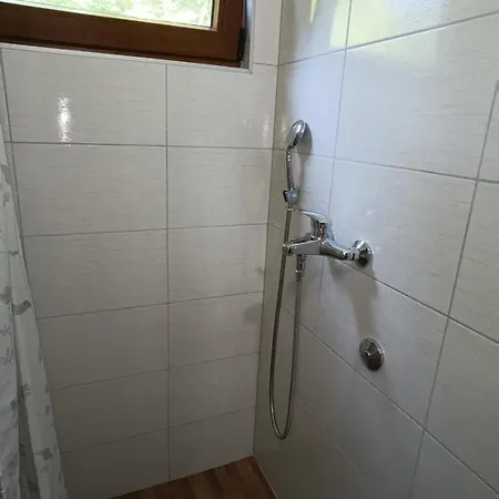 Kuca U Sumi - Forest House Near National Park - Air Lohovo Hytte *